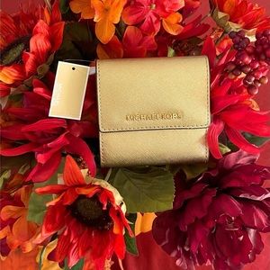 NWT Michael Kors Gold Wallet